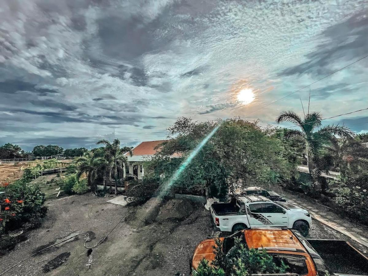 Airport View Hotel Vigan Eksteriør bilde